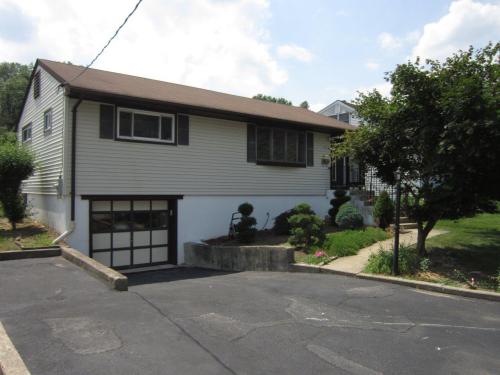 1, 57 SUMMIT RD, PARSIPPANY front